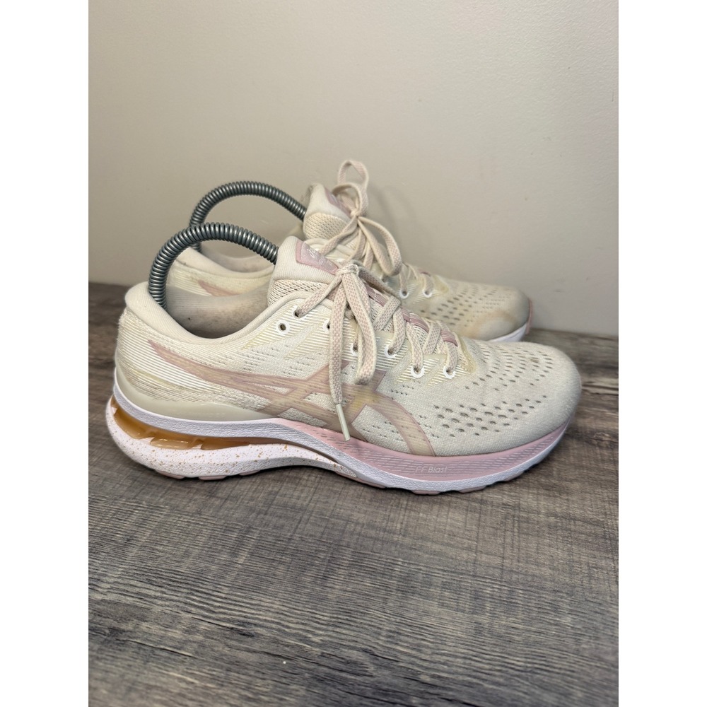 ASICS Gel-Kayano 28 Womens Running Shoes Cream Pink 1012B267 Size 8.5
